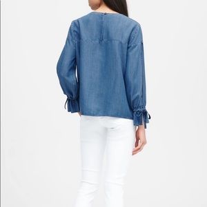 | BR Balloon Sleeve Tencel Chambray Shirt |
